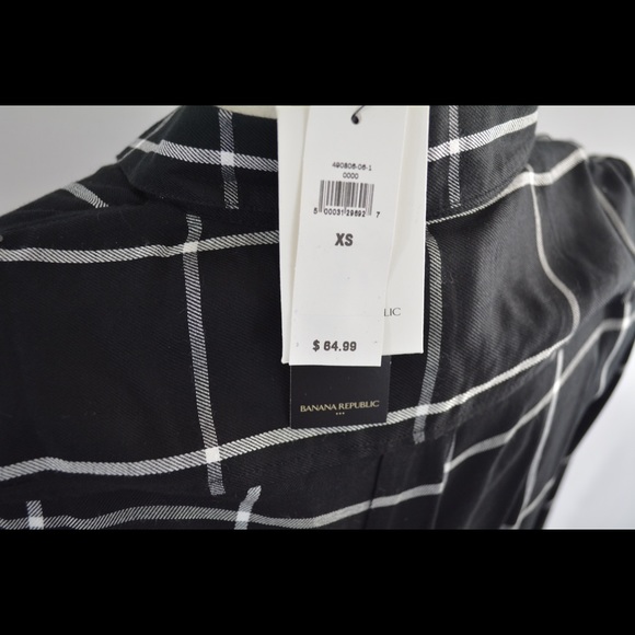 Boyfriend fit Black white striped button up shirt - Picture 3 of 3